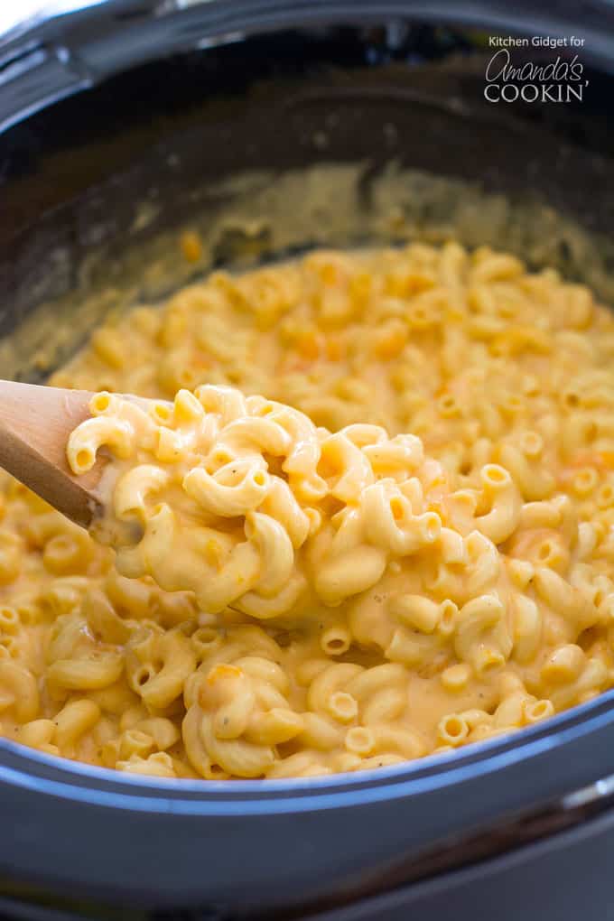 macaroni and cheese in crockpot