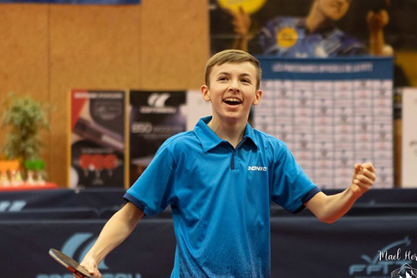 donic_player-flavien_coton-02-600x40px