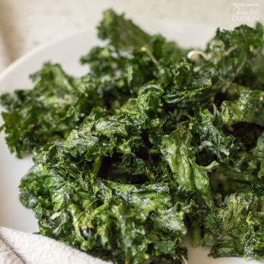 Close up photo of Kale Chips on a plate
